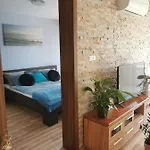 Silver Apartment *
